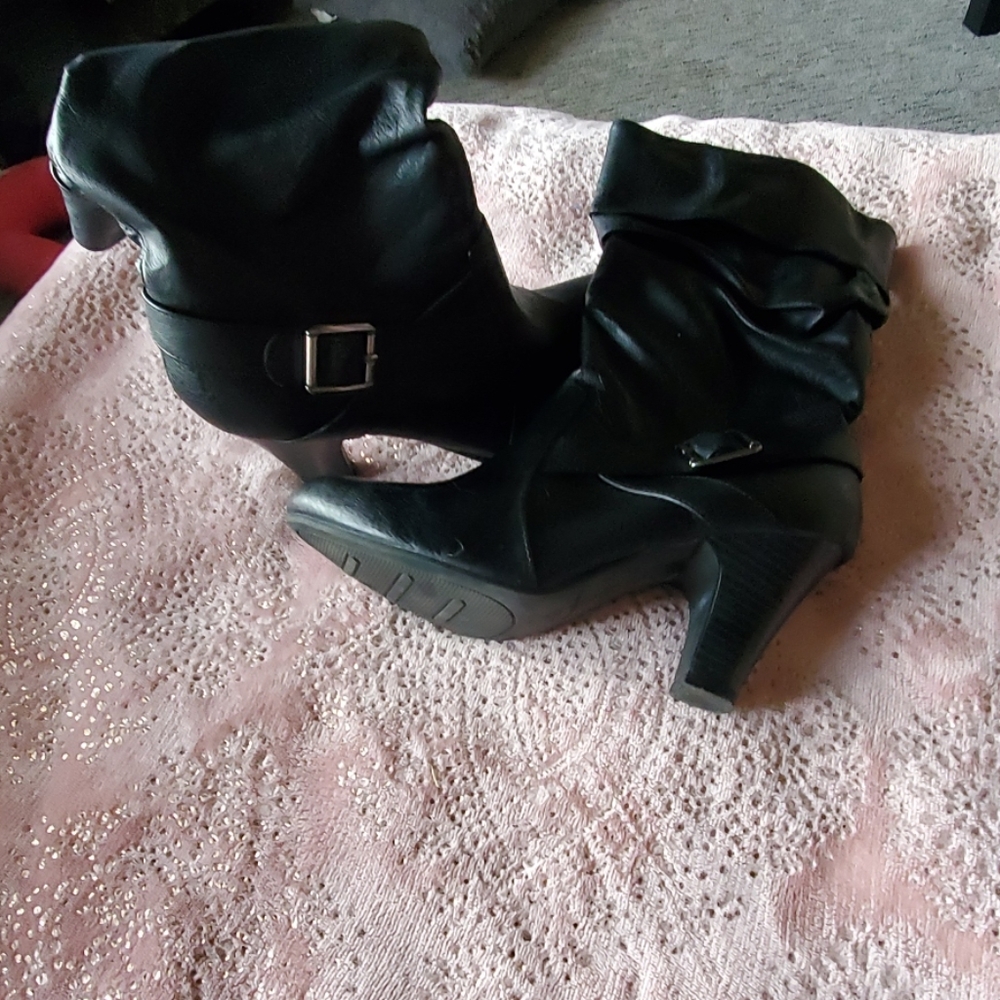 Black Boots
